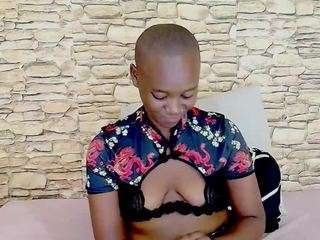 EbonyOlive69