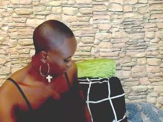 le modèle ebonyolive69 est en webcam porno dans un show sur le site camsoda, il possède les tags suivants: ahegao,sexy,massage,naked,natural,oil,pink,pussy,pussyplay,roleplay,smoking,lingerie,spank,spanking,strip,tease,thick,twerk,wet,young adult