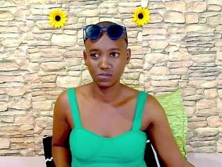 EbonyOlive69