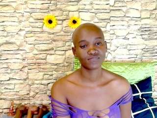 EbonyOlive69