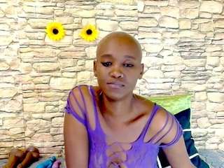 EbonyOlive69