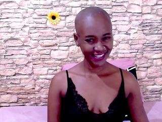 EbonyOlive69