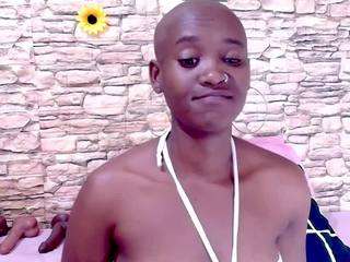 EbonyOlive69
