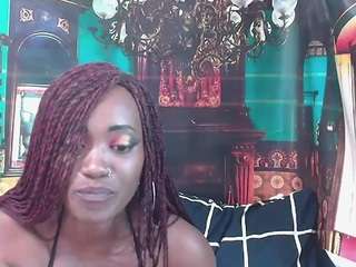 EbonyOlive69