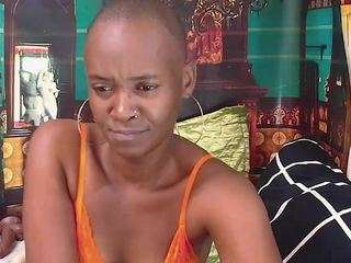 ebonyolive69