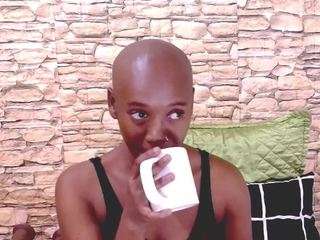 ebonyolive69