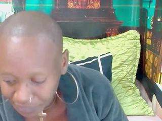 ebonyolive69