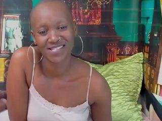 ebonyolive69