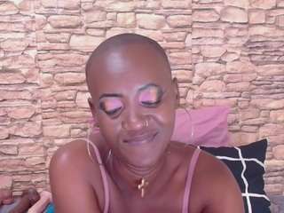 EbonyOlive69