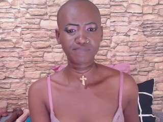 EbonyOlive69