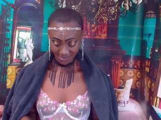 EbonyOlive69