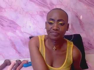 EbonyOlive69
