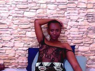 EbonyOlive69