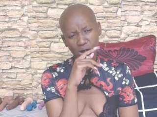 EbonyOlive69