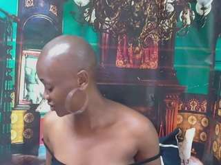 EbonyOlive69