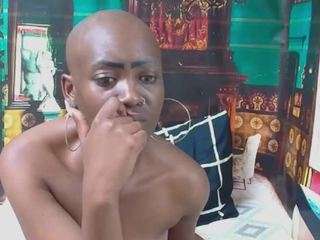 ebonyolive69