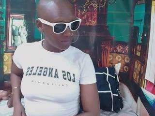 ebonyolive69