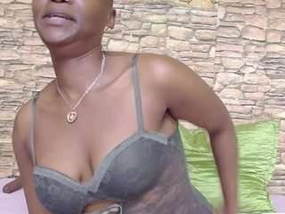 EbonyOlive69 live cam preview
