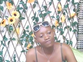 EbonyOlive69