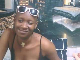 EbonyOlive69