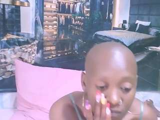 EbonyOlive69