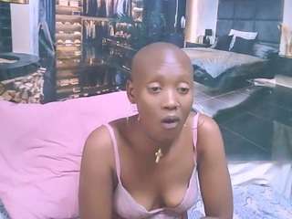 EbonyOlive69