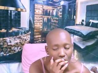 ebonyolive69