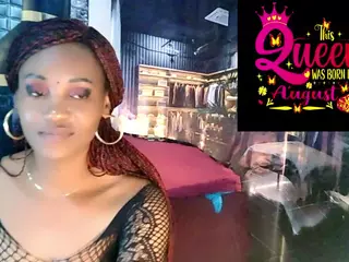 EbonyOlive69's Live Sex Cam Show