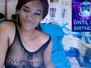 EbonyOlive69's Live Sex Cam Show