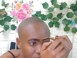 EbonyOlive69's Live Sex Cam Show