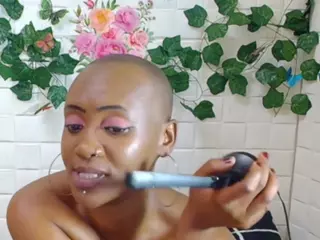 EbonyOlive69's Live Sex Cam Show