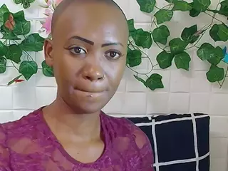 EbonyOlive69's Live Sex Cam Show
