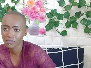 EbonyOlive69's Live Sex Cam Show