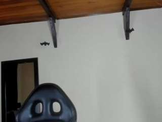  emiliwilliams chat room