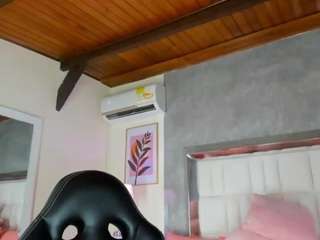 emiliwilliams Live Webcam on CamSoda