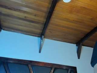 emiliwilliams live cam profile