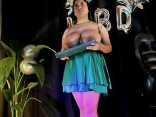 emiliwilliams Live Webcam on CamSoda