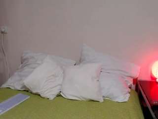 KatieMelone