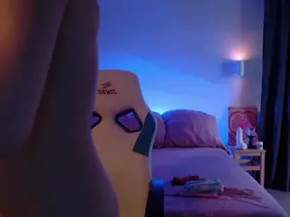 KatieMelone's Live Sex Cam Show