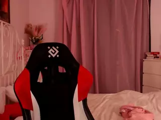KatieMelone's Live Sex Cam Show