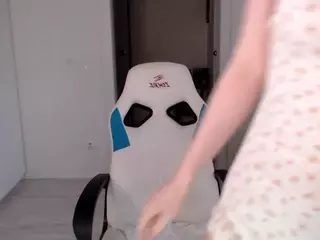 KatieMelone's Live Sex Cam Show