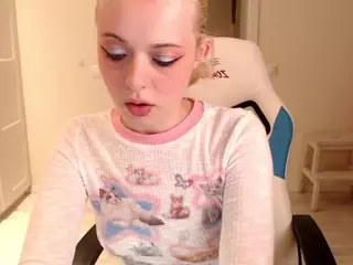 KatieMelone's Live Sex Cam Show