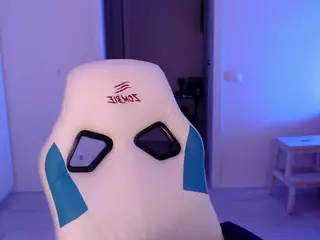 KatieMelone's Live Sex Cam Show