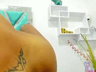 katty-lozano live webcam show
