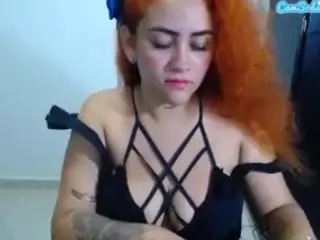 leidy-bigboobs's Live Sex Cam Show