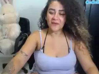 leidy-bigboobs's Live Sex Cam Show