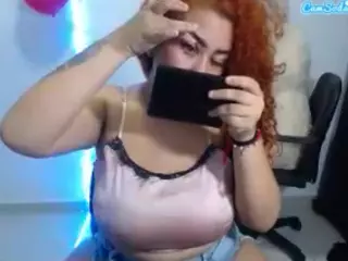 leidy-bigboobs's Live Sex Cam Show