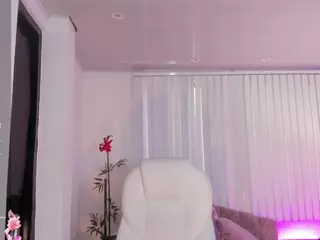 saraah-lopez's Live Sex Cam Show