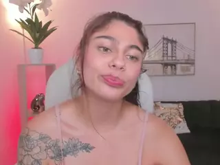 saraah-lopez's Live Sex Cam Show