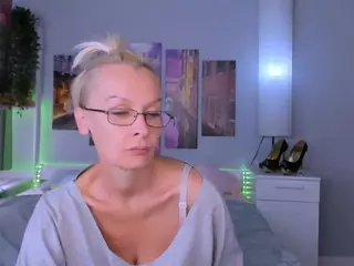 HelgaHimmele's Live Sex Cam Show